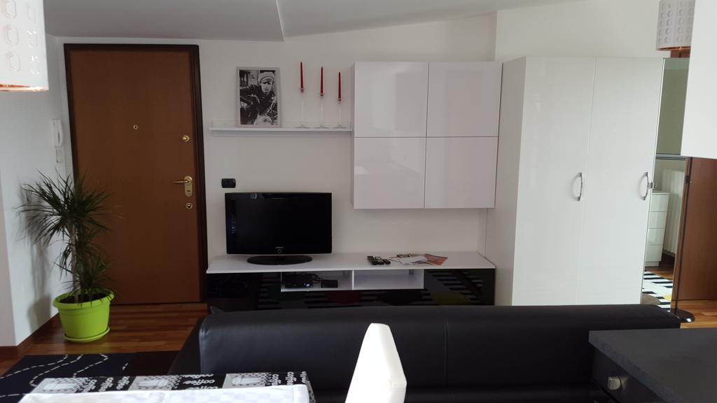 Apartment New Luxury Attic Santa Giulia Expo