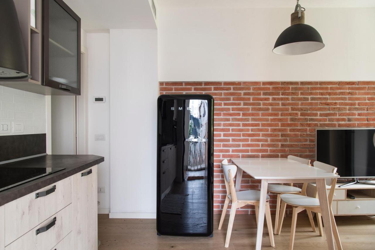 Apartamento Youhosty - Monviso 32 Milão