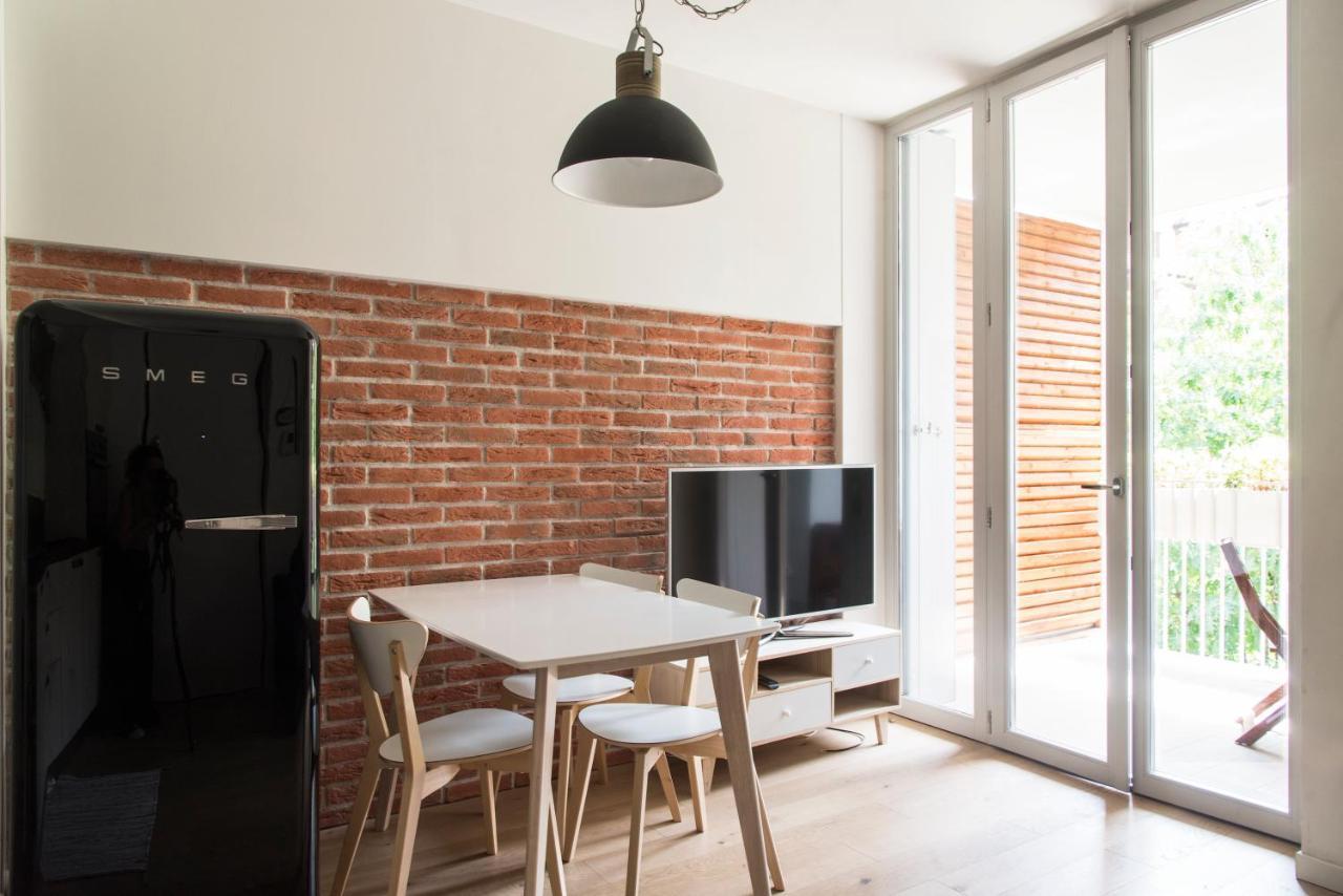 Apartamento Youhosty - Monviso 32 Milão