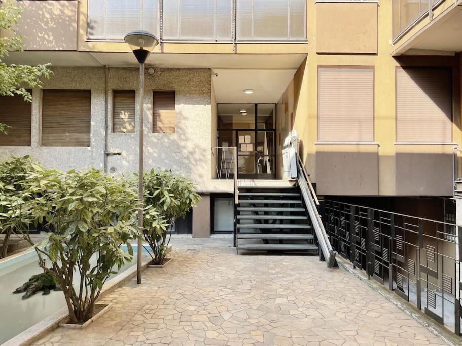 Orea Spiti- Modern Mantegna Arco Della Pace District Apartment Milan