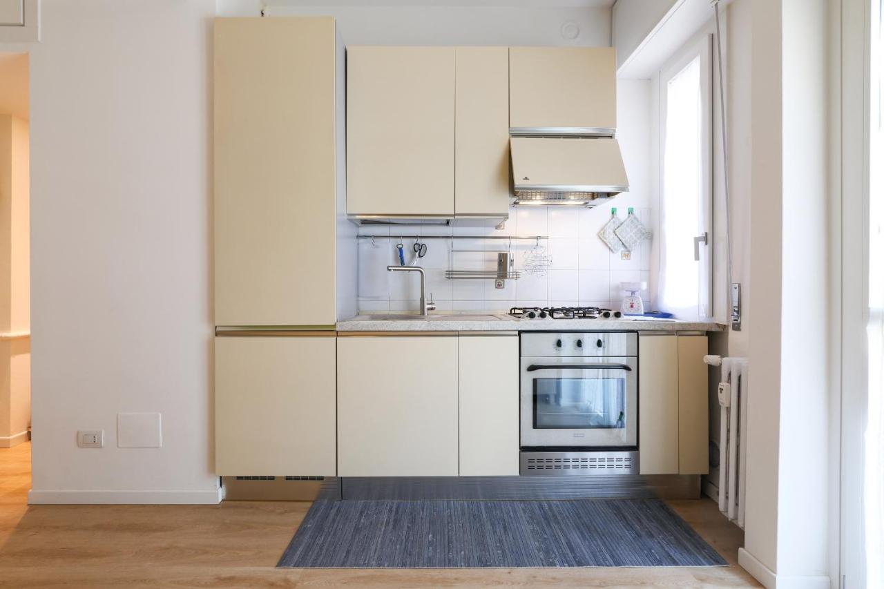 Apartment Primopiano - Biancospini Milan