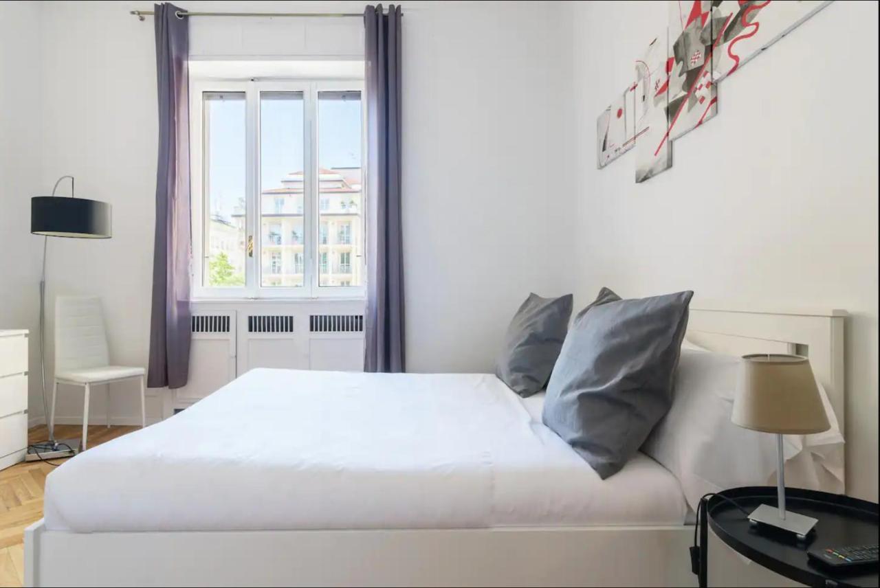 Luxury 4 Bedrooms Close To Duomo Apartment *