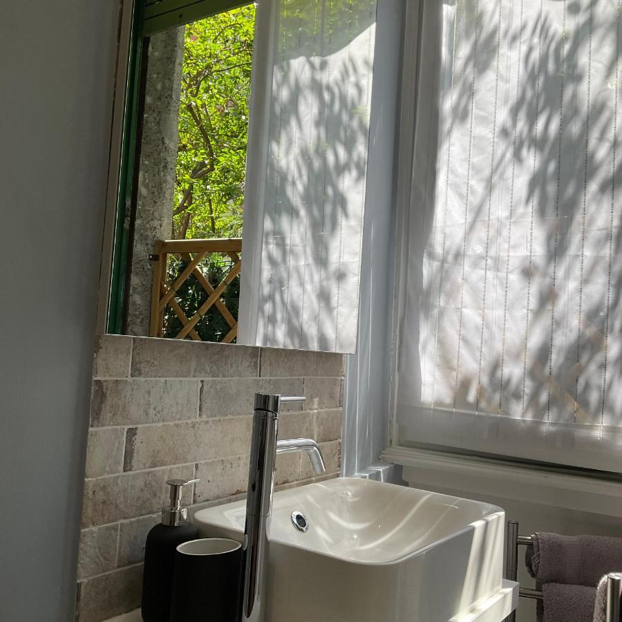 25 - Near Metro M3 * Milan