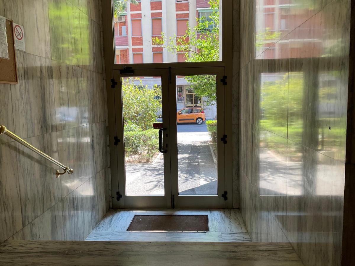 25 - Near Metro M3 Apartment Milan