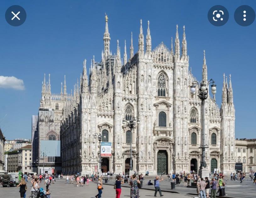Milano: Bellissimo In Pieno Centro Apartamento