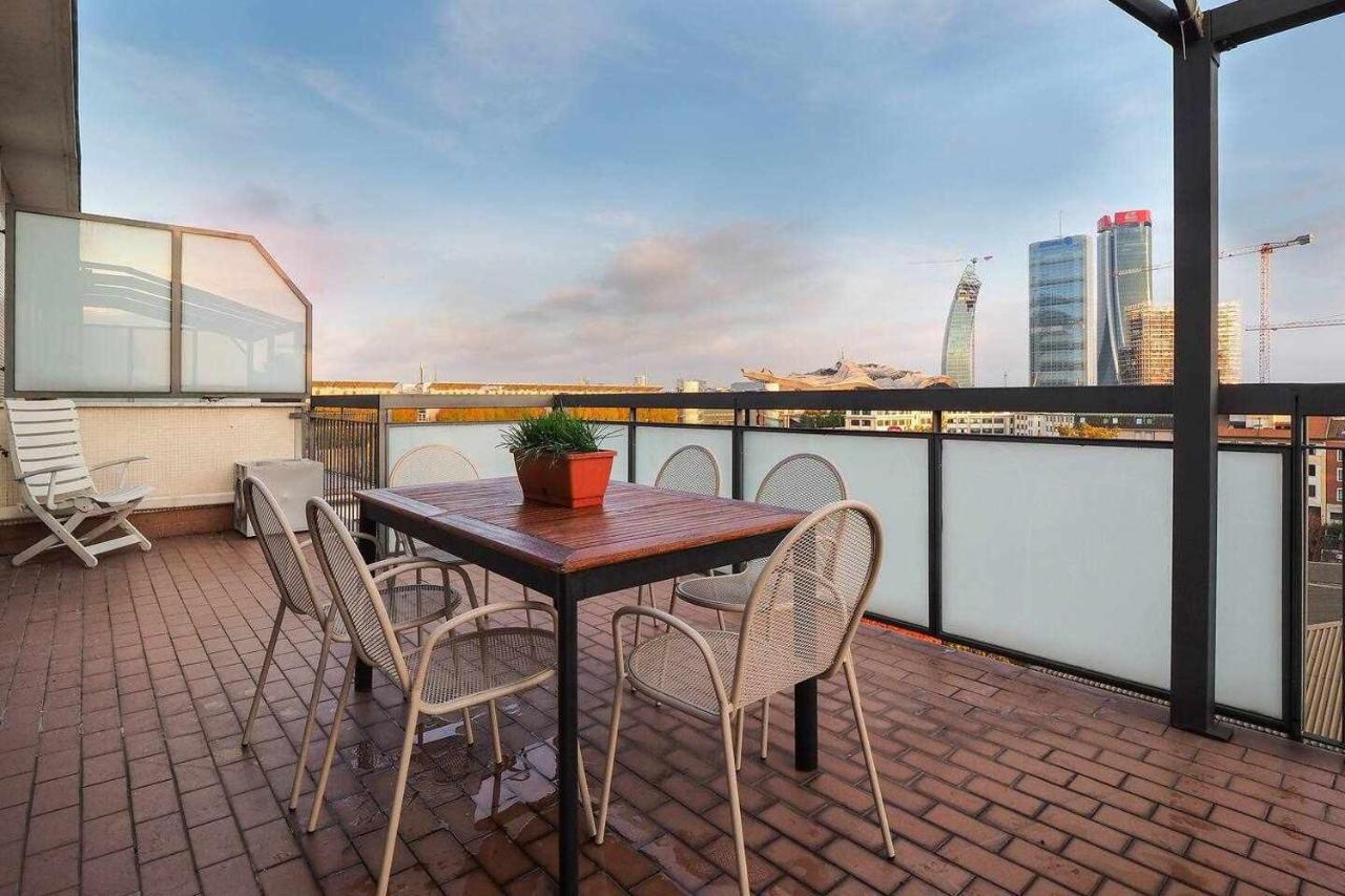 Uca14 Luxury Large 3brs Private Terrace Citylife Apartment Milan