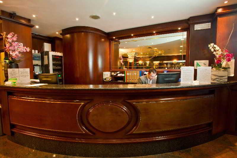 Mythos 3* Milan