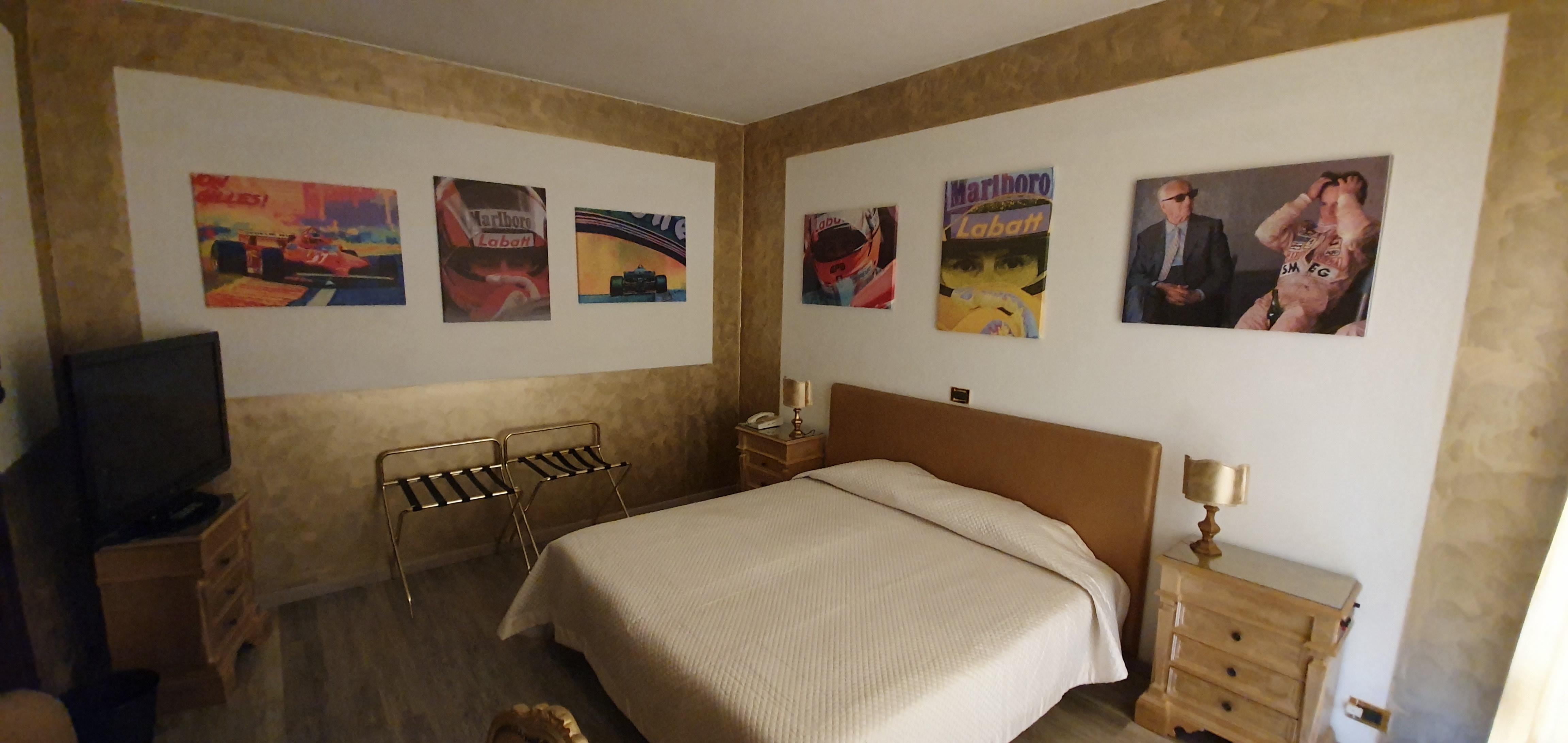 Admiral Hotel 4*