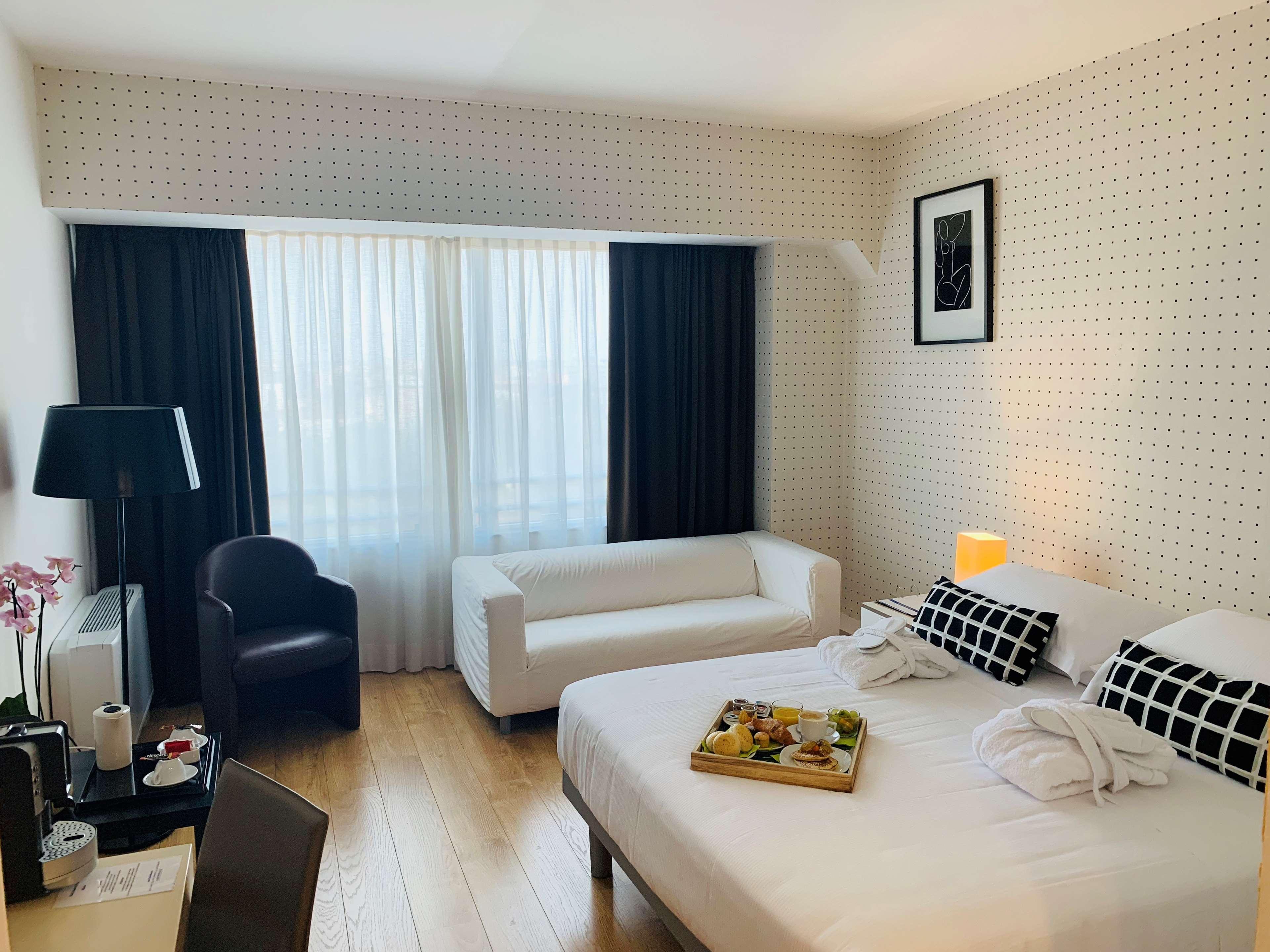 Blaise & Francis Hotel 4*