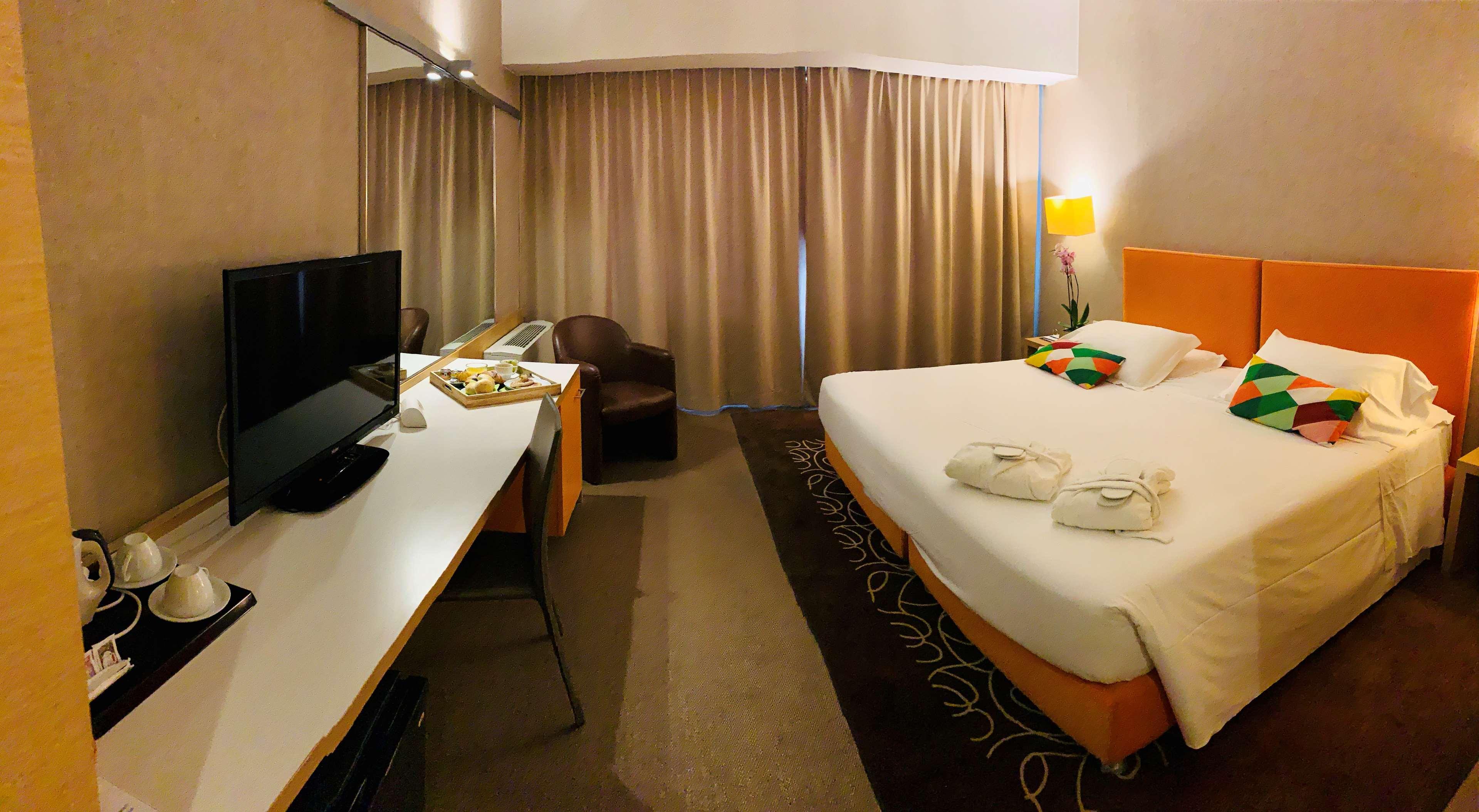 Blaise & Francis 4* Milan