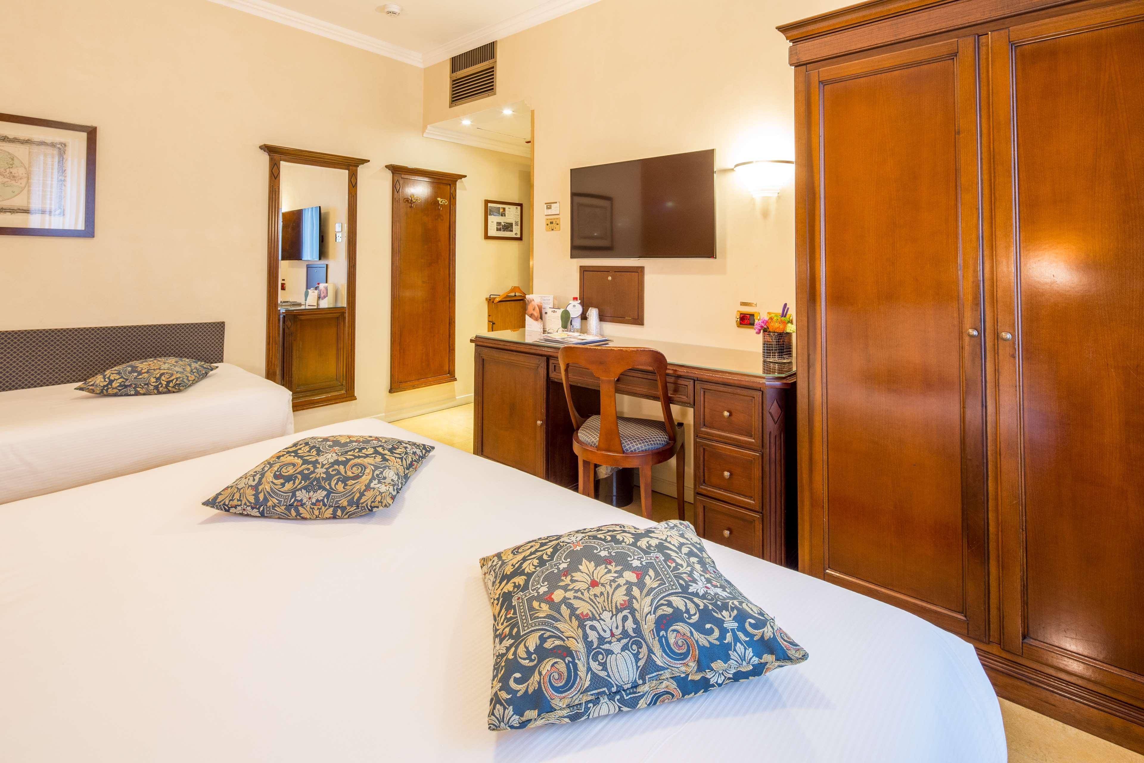 Hotel Galles 4*