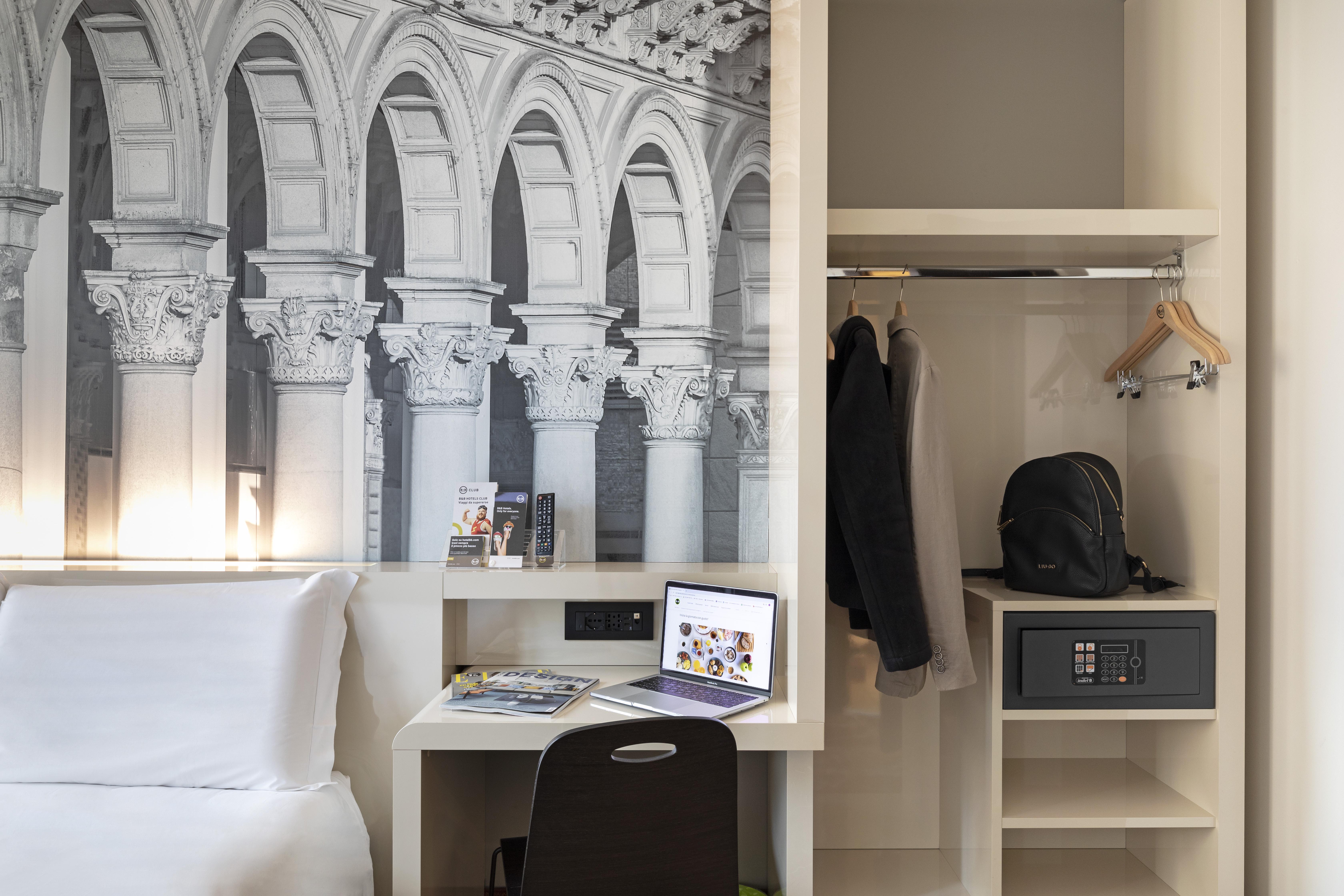 Sant'ambrogio 3* Milan