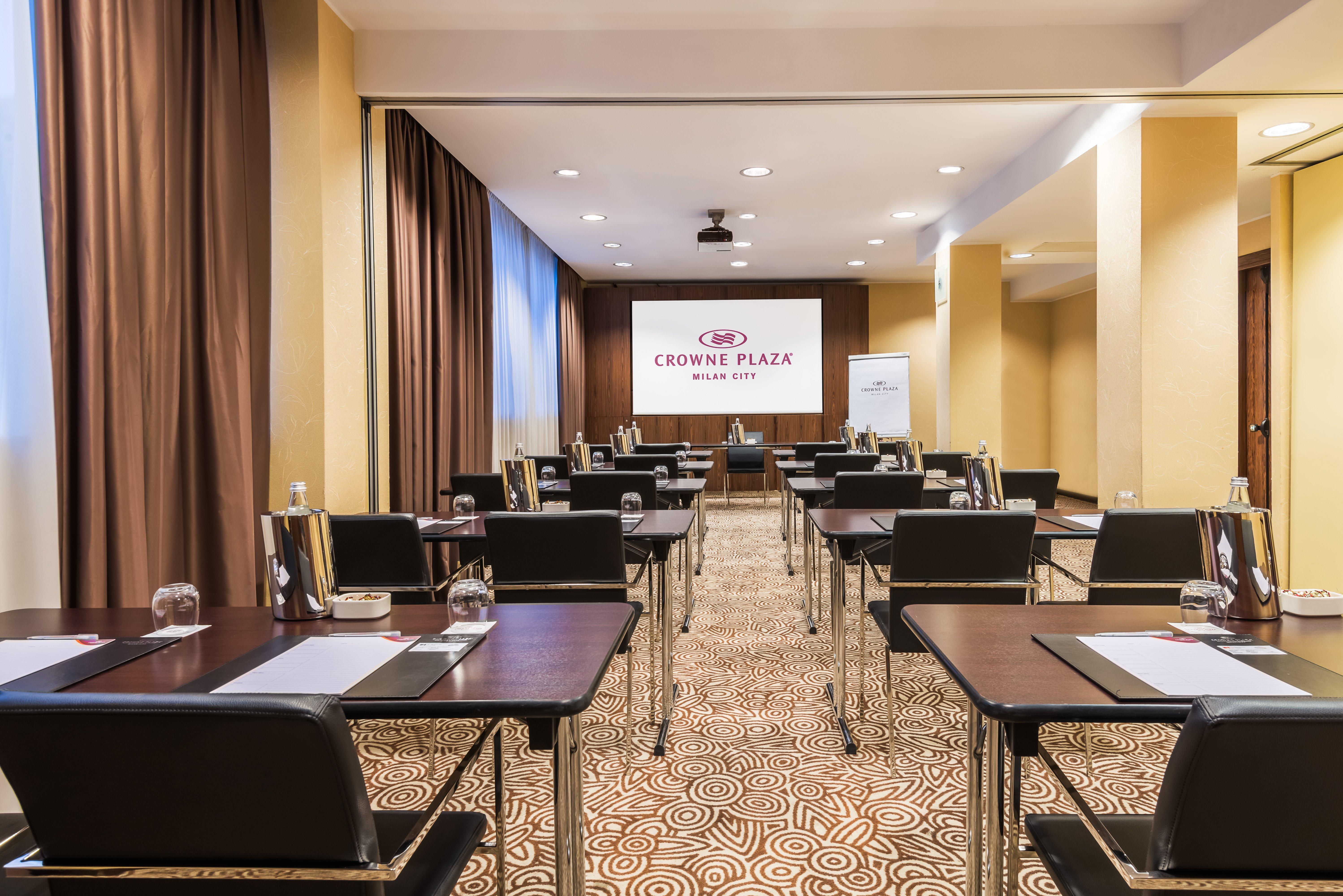 Hotel Crowne Plaza By Ihg