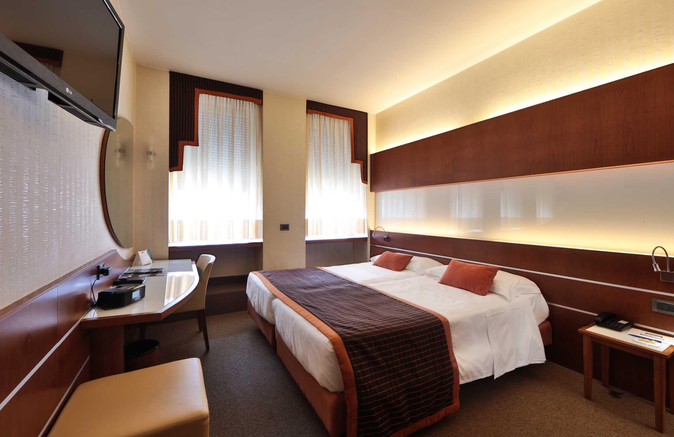 Western Madison Hotel