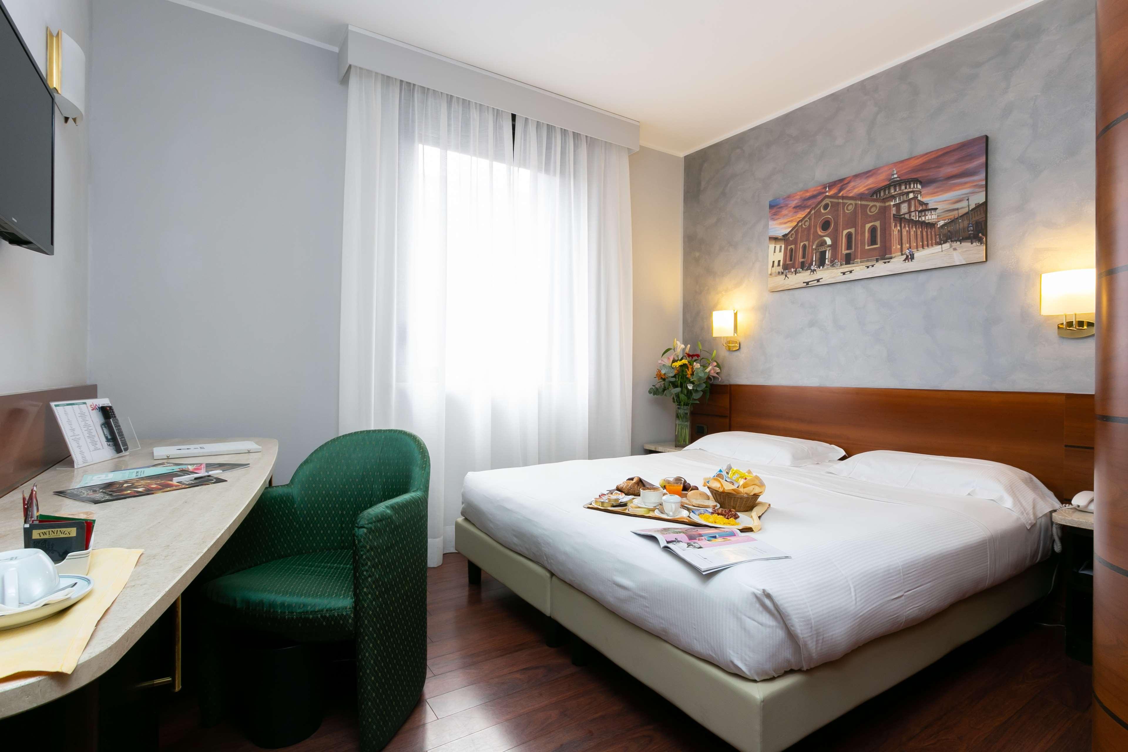 Hotel Mirage Sure Collection By Western Milan