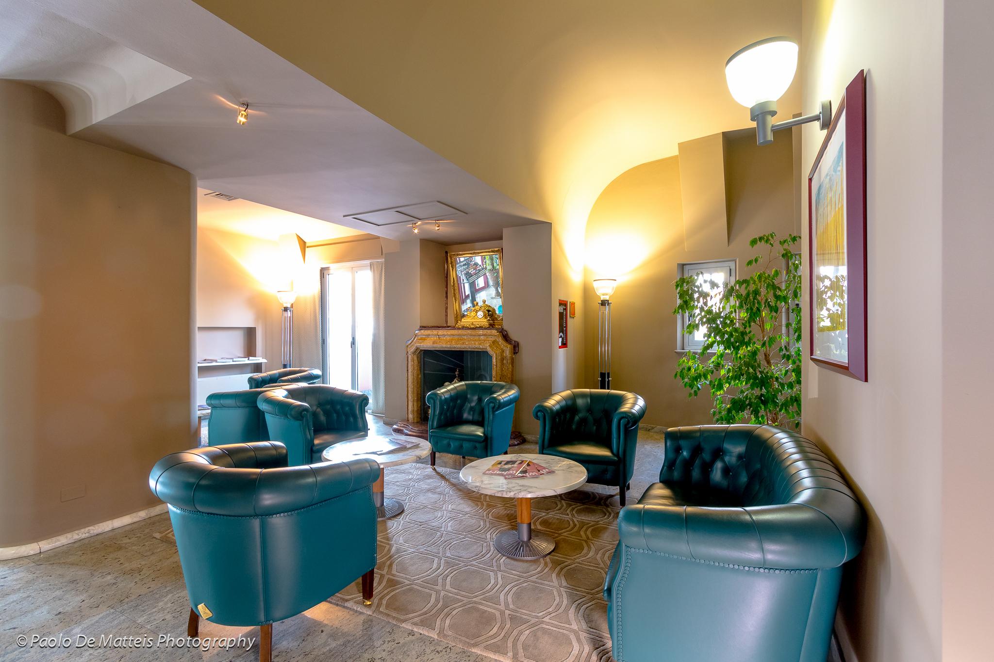 Sunflower 4* Milan