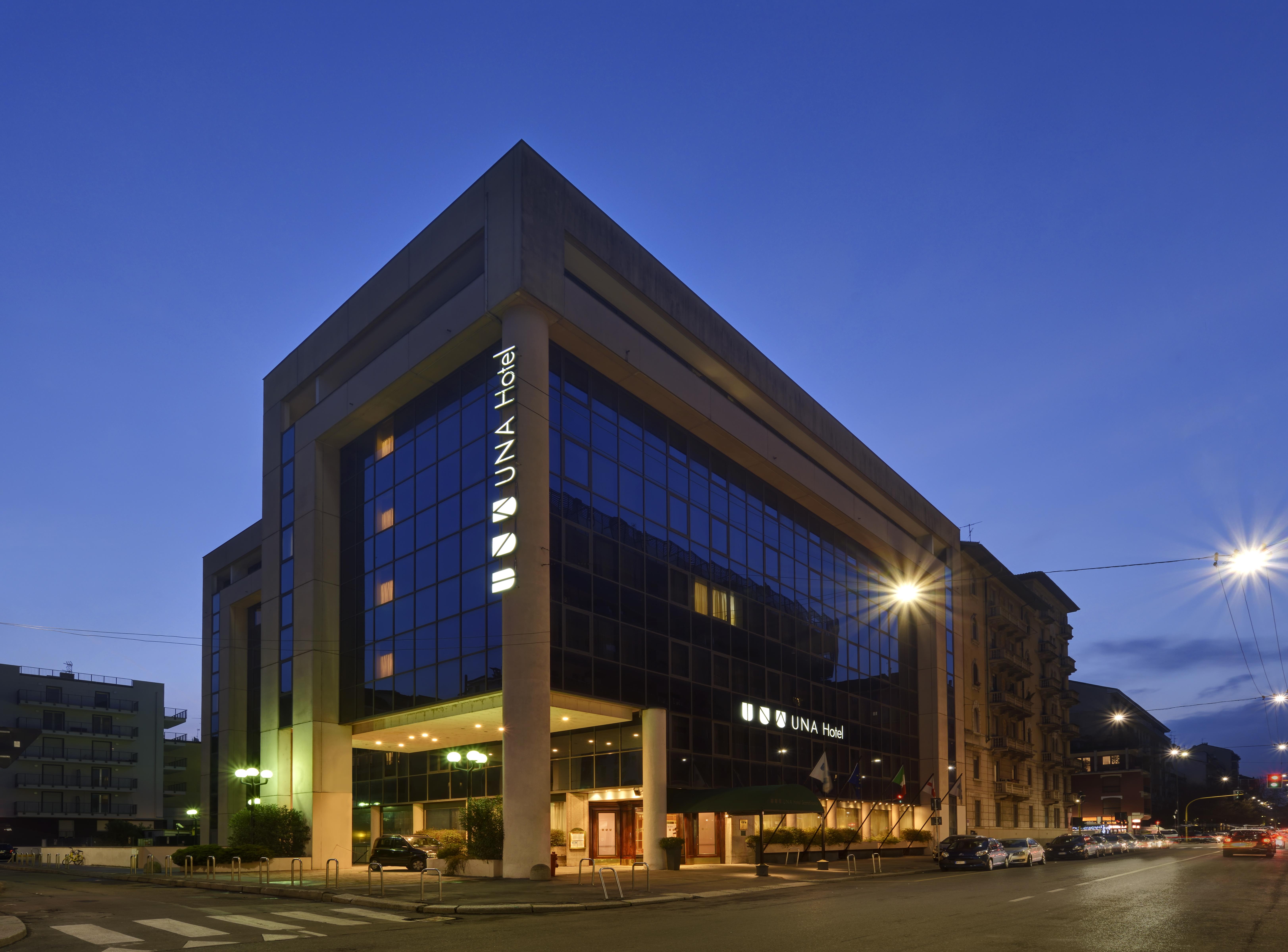 Scandinavia 4* Milan