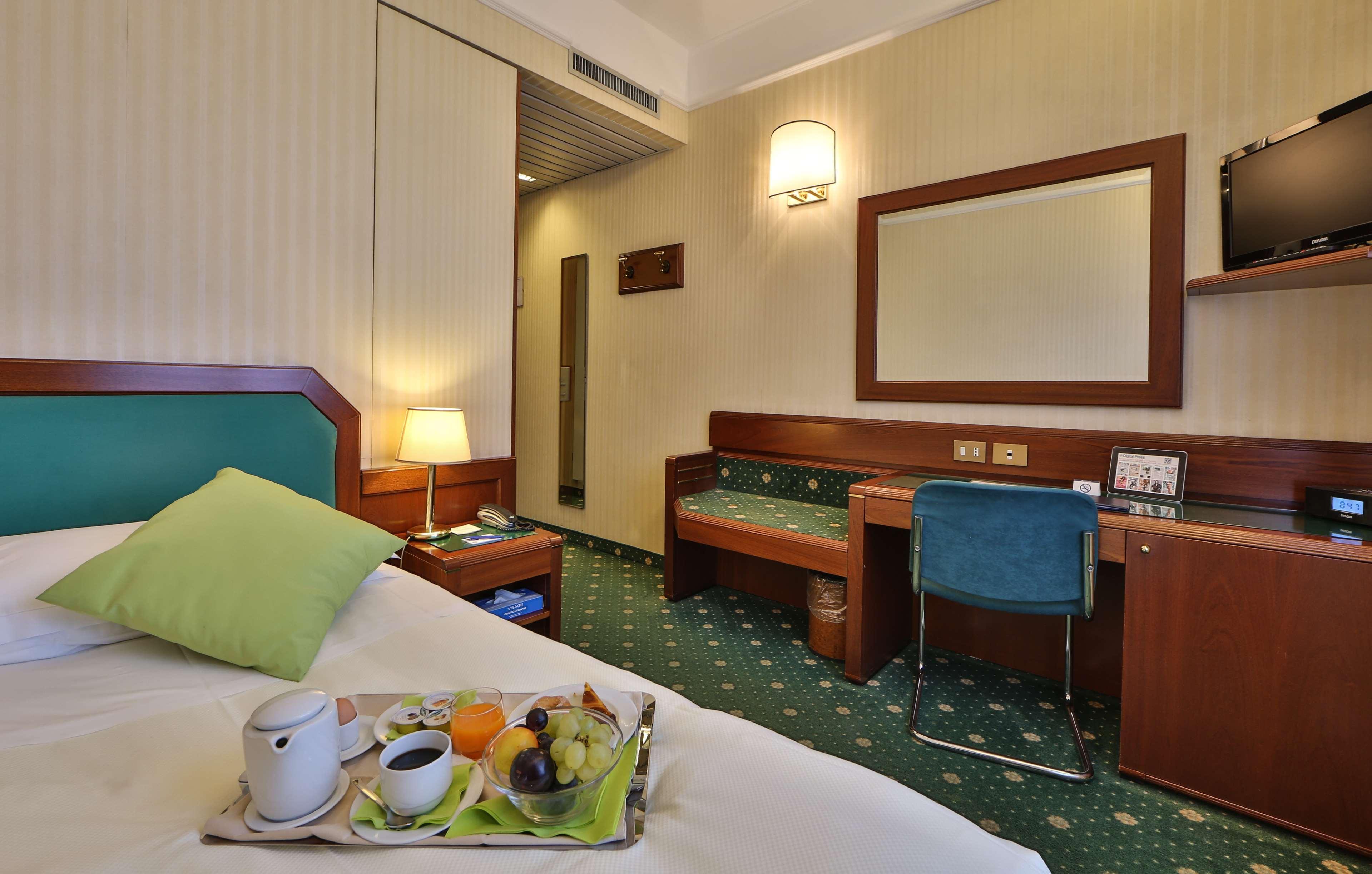 Astoria Sure Collection By Western Hotel
