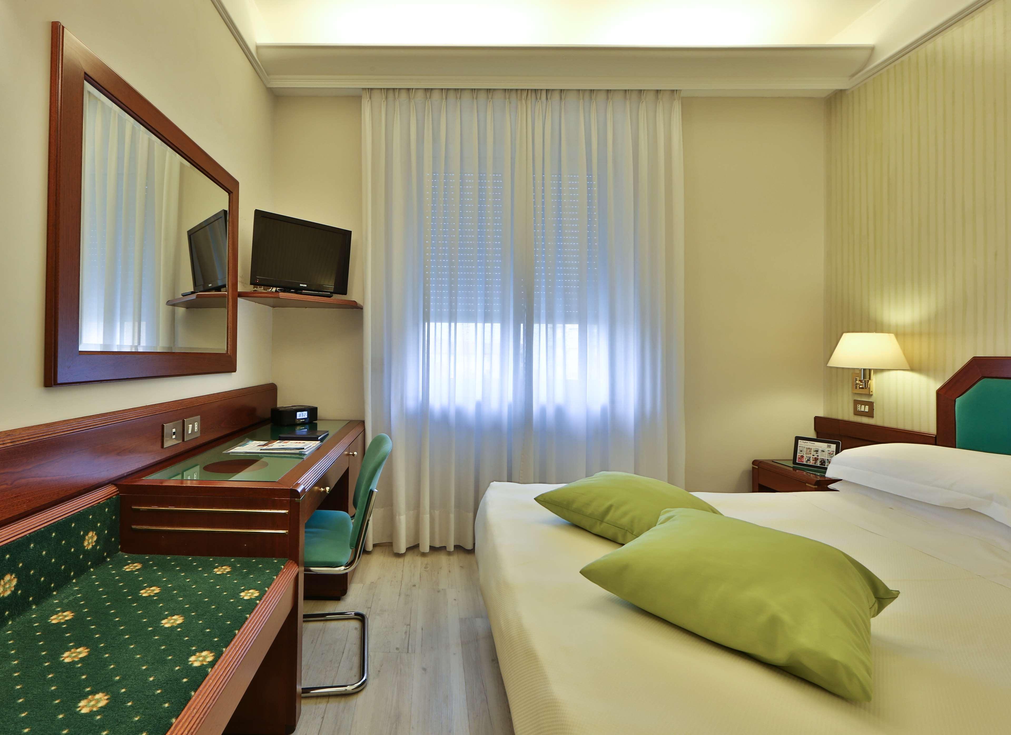 Astoria Sure Collection By Western 3* Milan