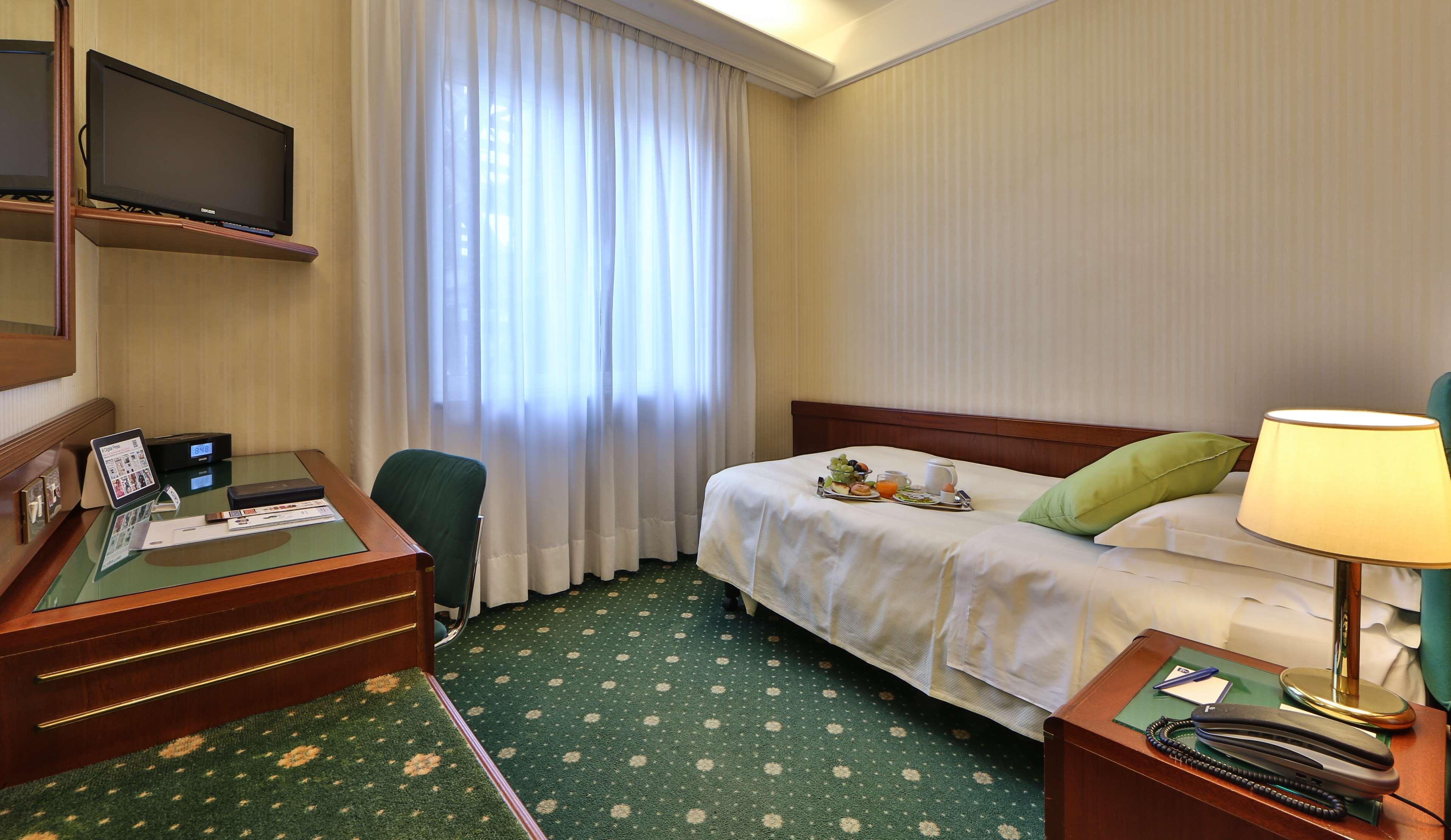 Astoria Sure Collection By Western Hotel 3*