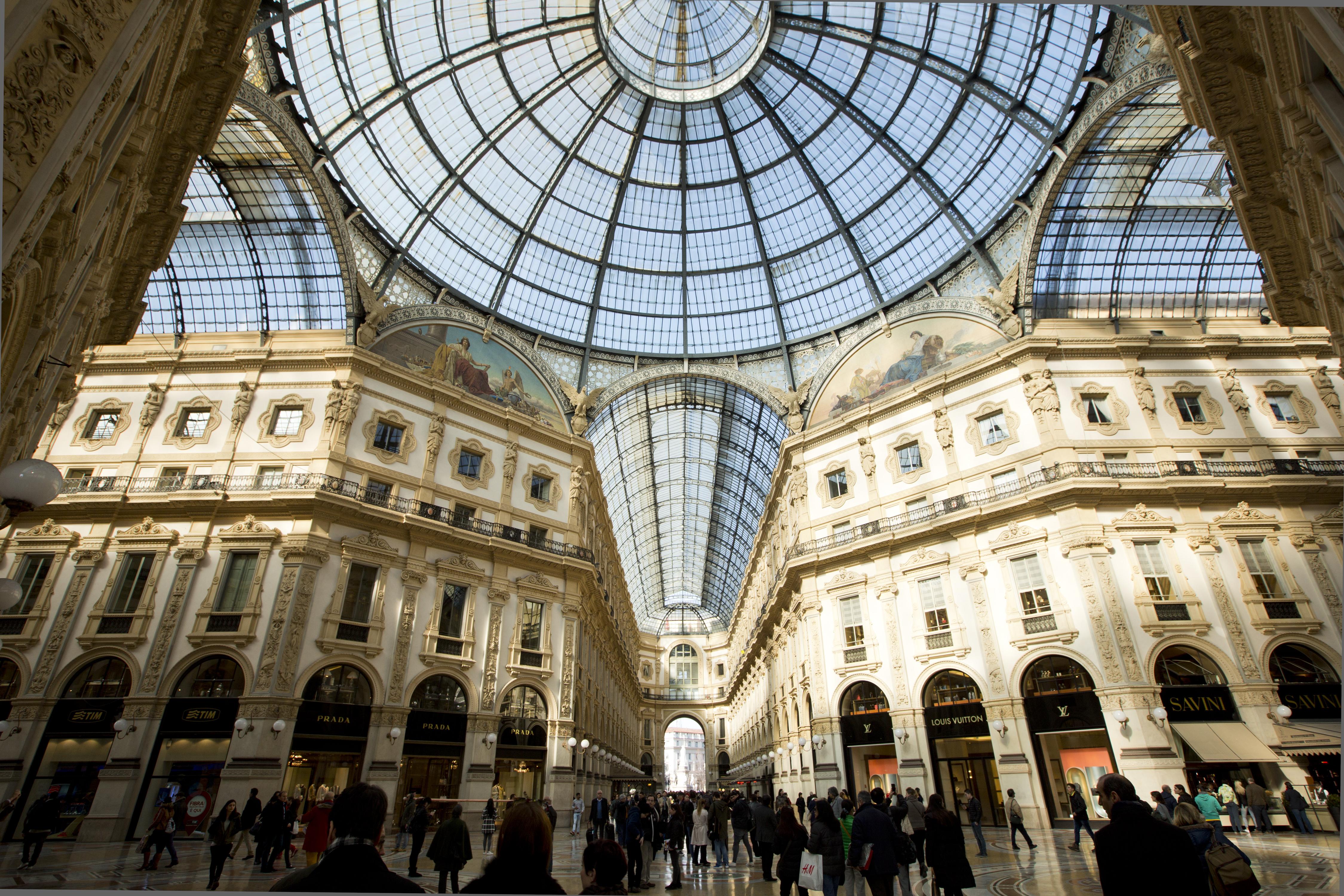 Mate Collection Giulia, Milan