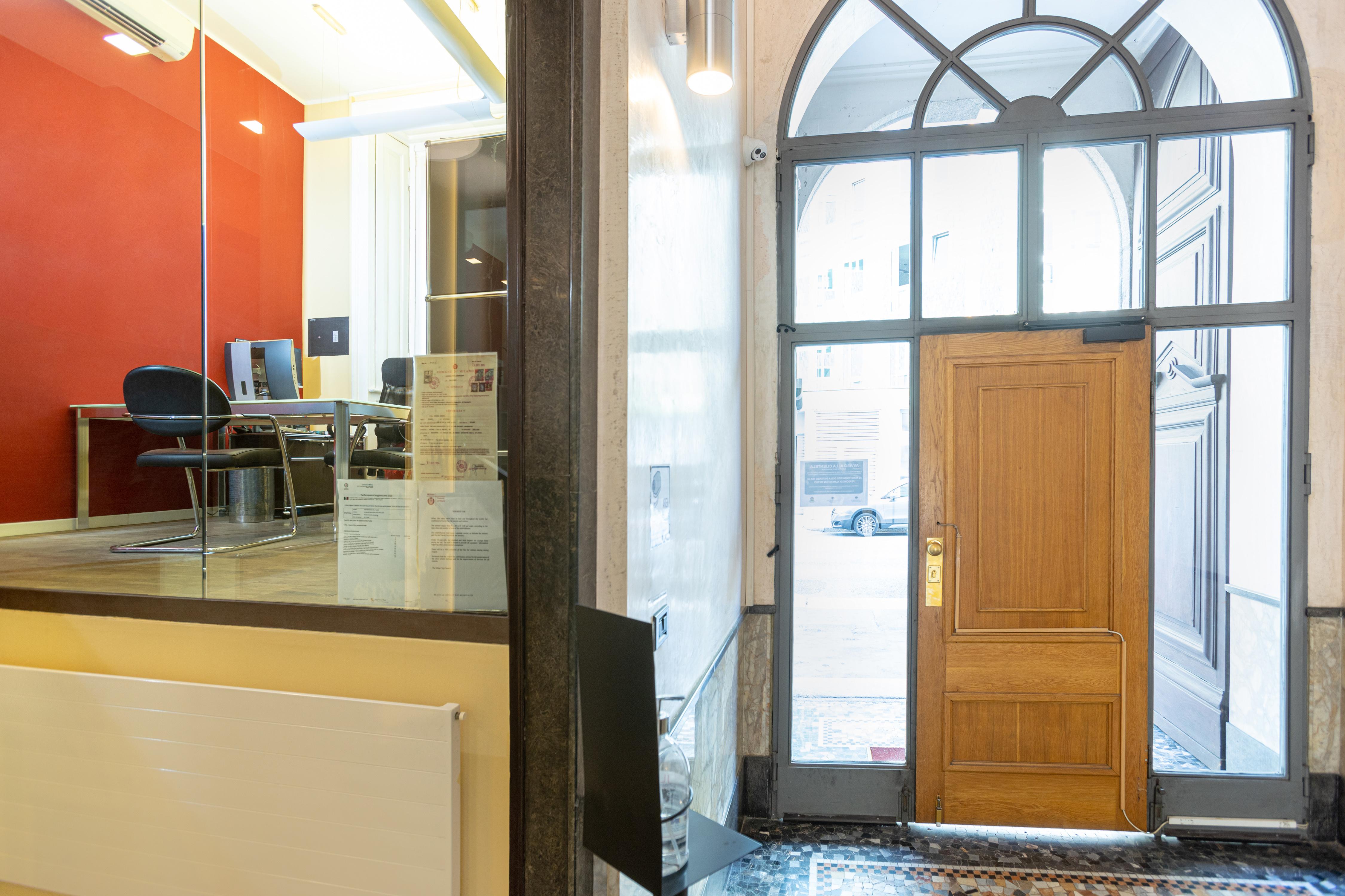 Aparthotel De La Gare 4*