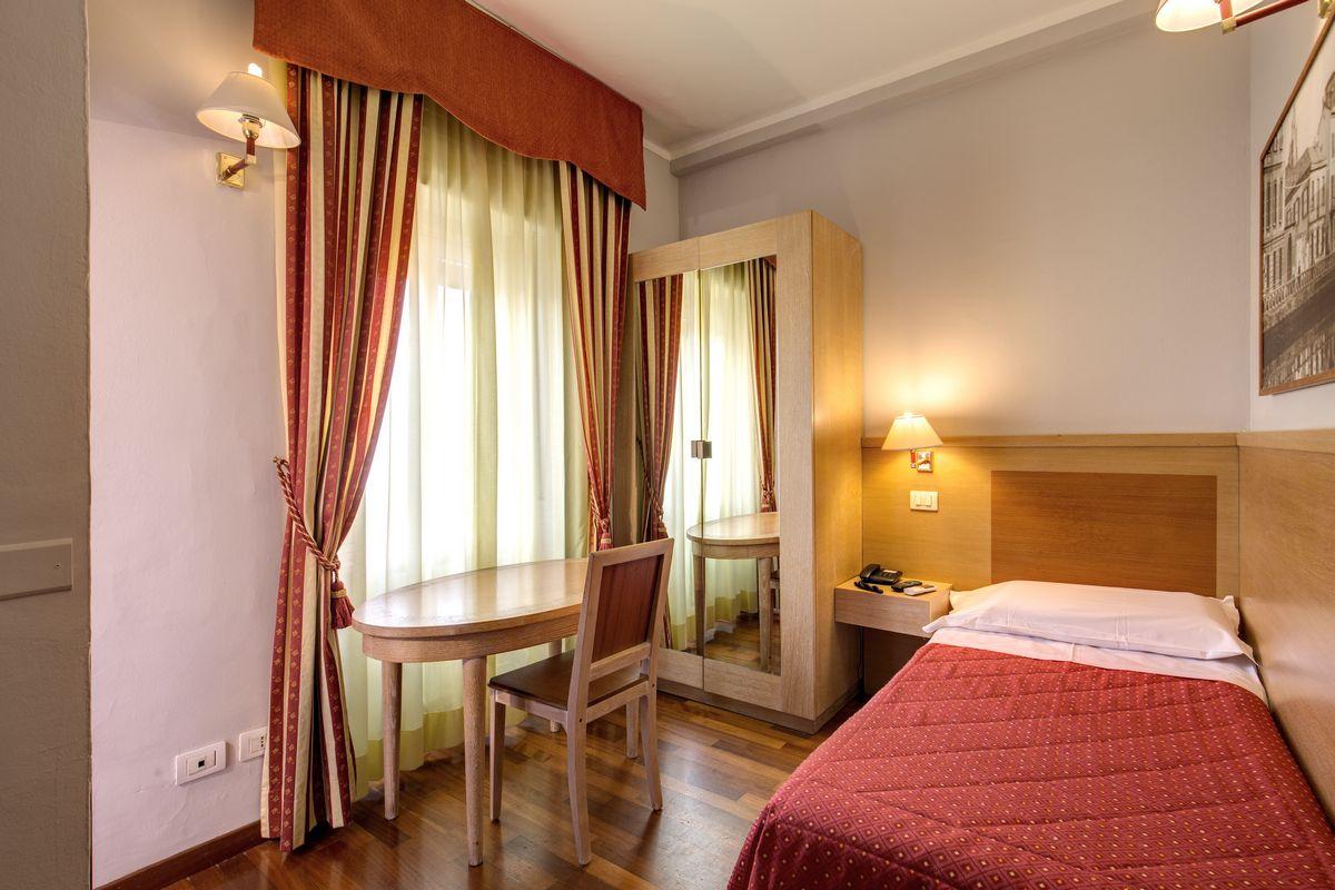 Rio Hotel 3*