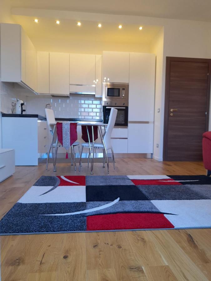 Apartamento Bellissimo Zona 8 Milão
