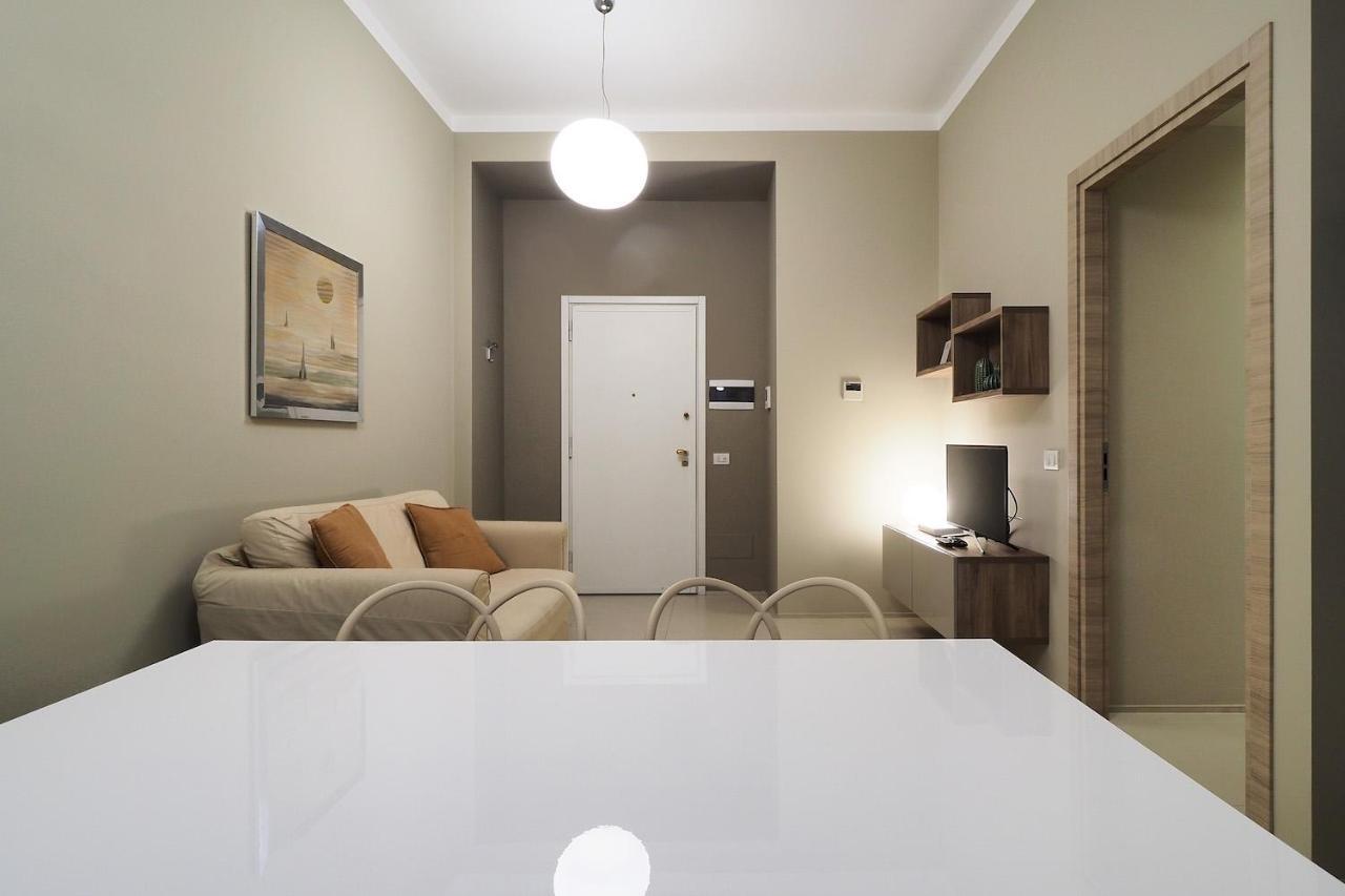 Contempora - Cavallotti 13 - B32 * Milão