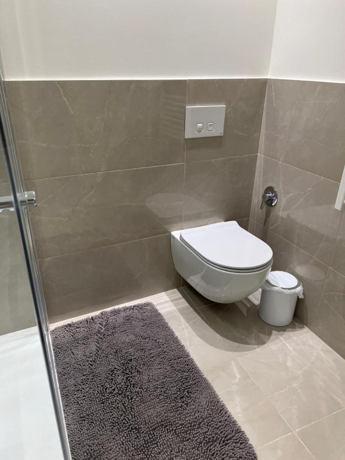 Milano: Bellissimo In Pieno Centro Apartamento *