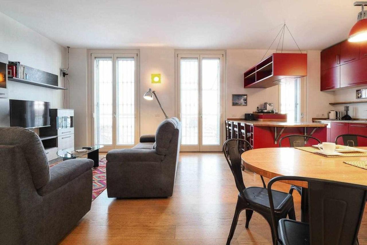 Uca14 Luxury Large 3brs Private Terrace Citylife Apartment *