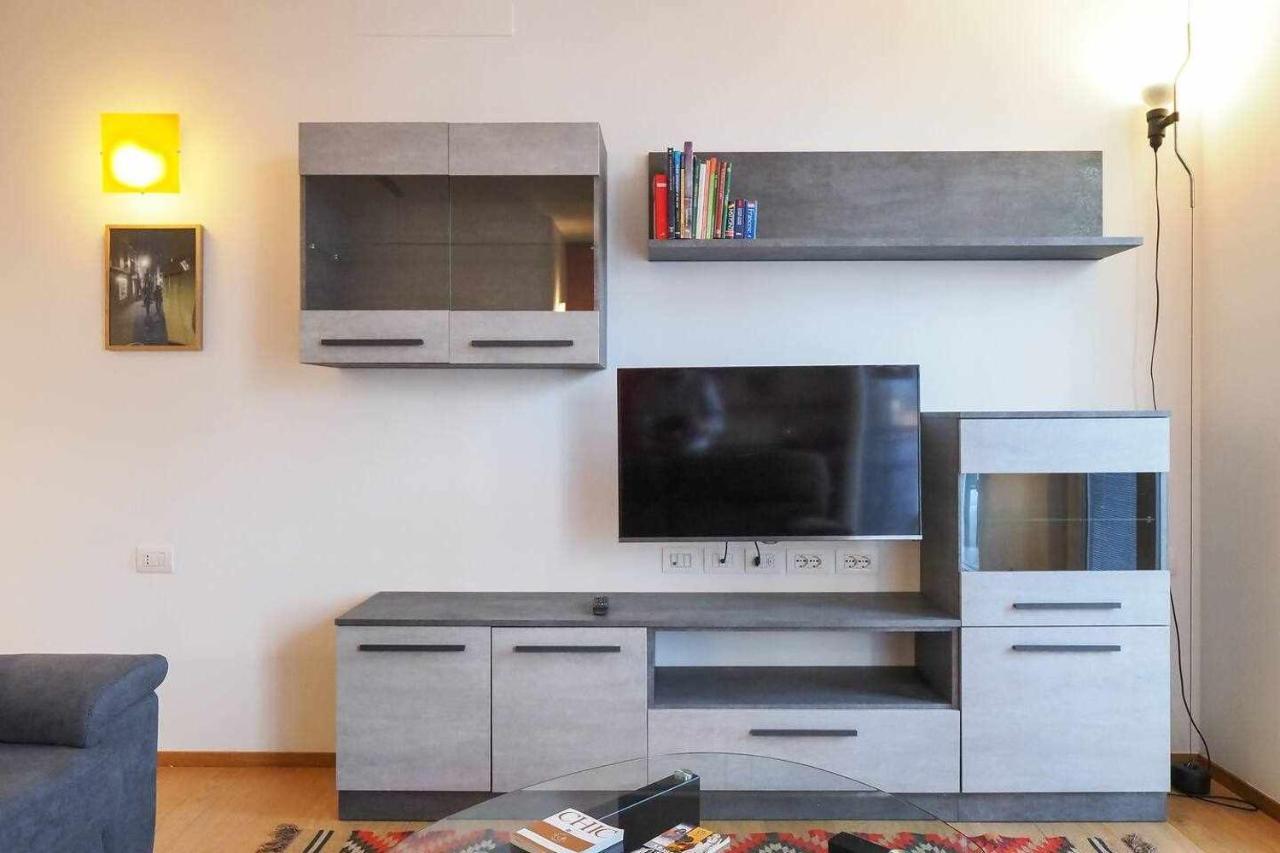 Uca14 Luxury Large 3brs Private Terrace Citylife Apartment Milan