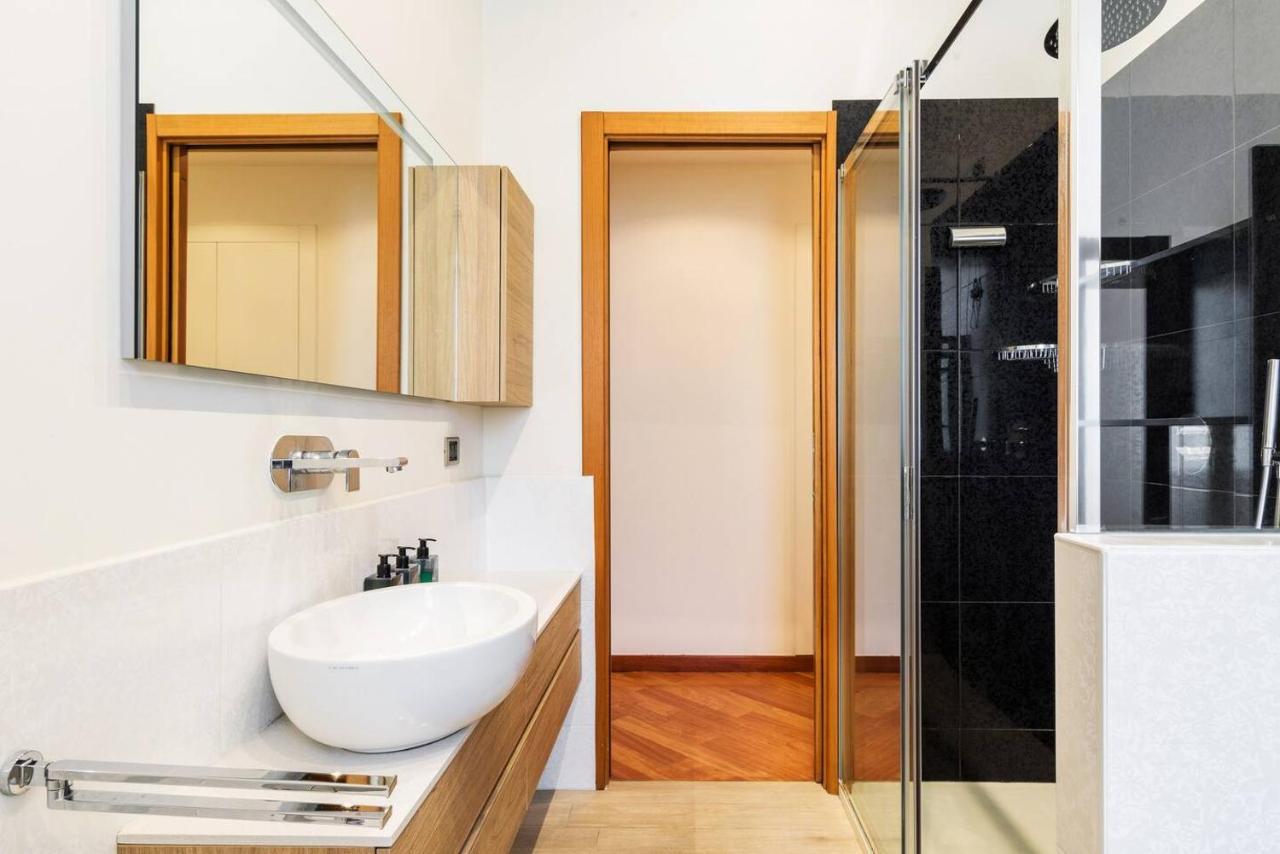 Colored And Spacious Flat Close To Navigli By Easylife Apartment *