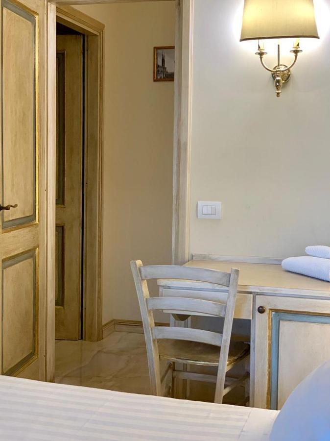 Fifty Eight Duomo View Apartment *
