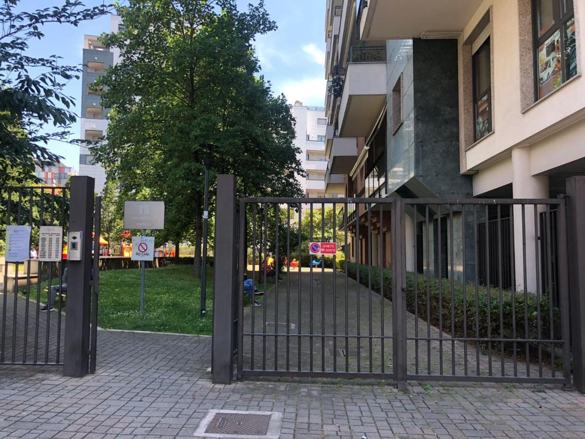 Apartment Sulla Metro 3 Gialla Maciachini