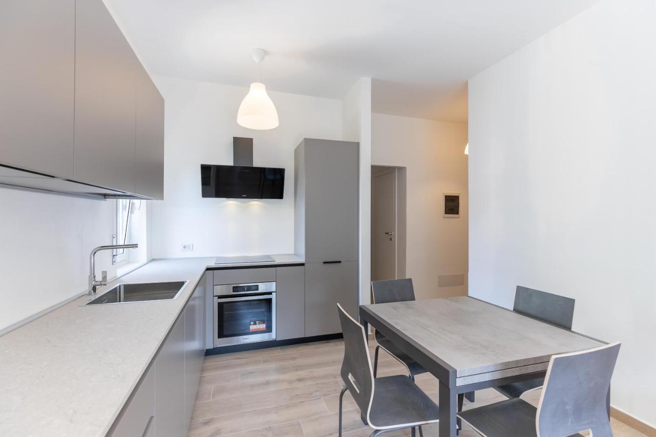 Alessia's Flat- M3 Corvetto * Milan