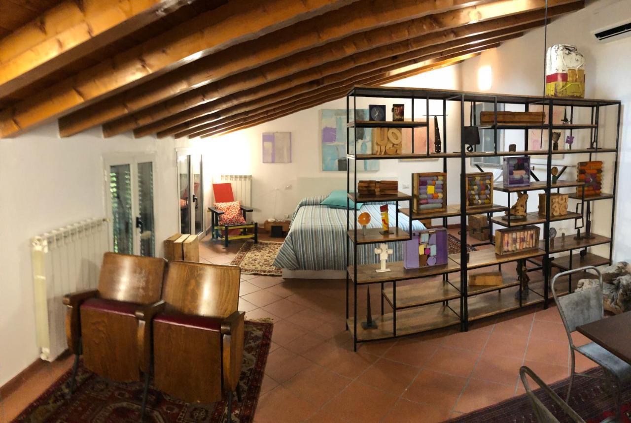 Isola Libera Guest house *