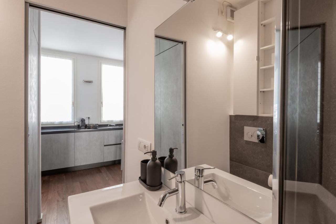 Voghera Apartment Milan