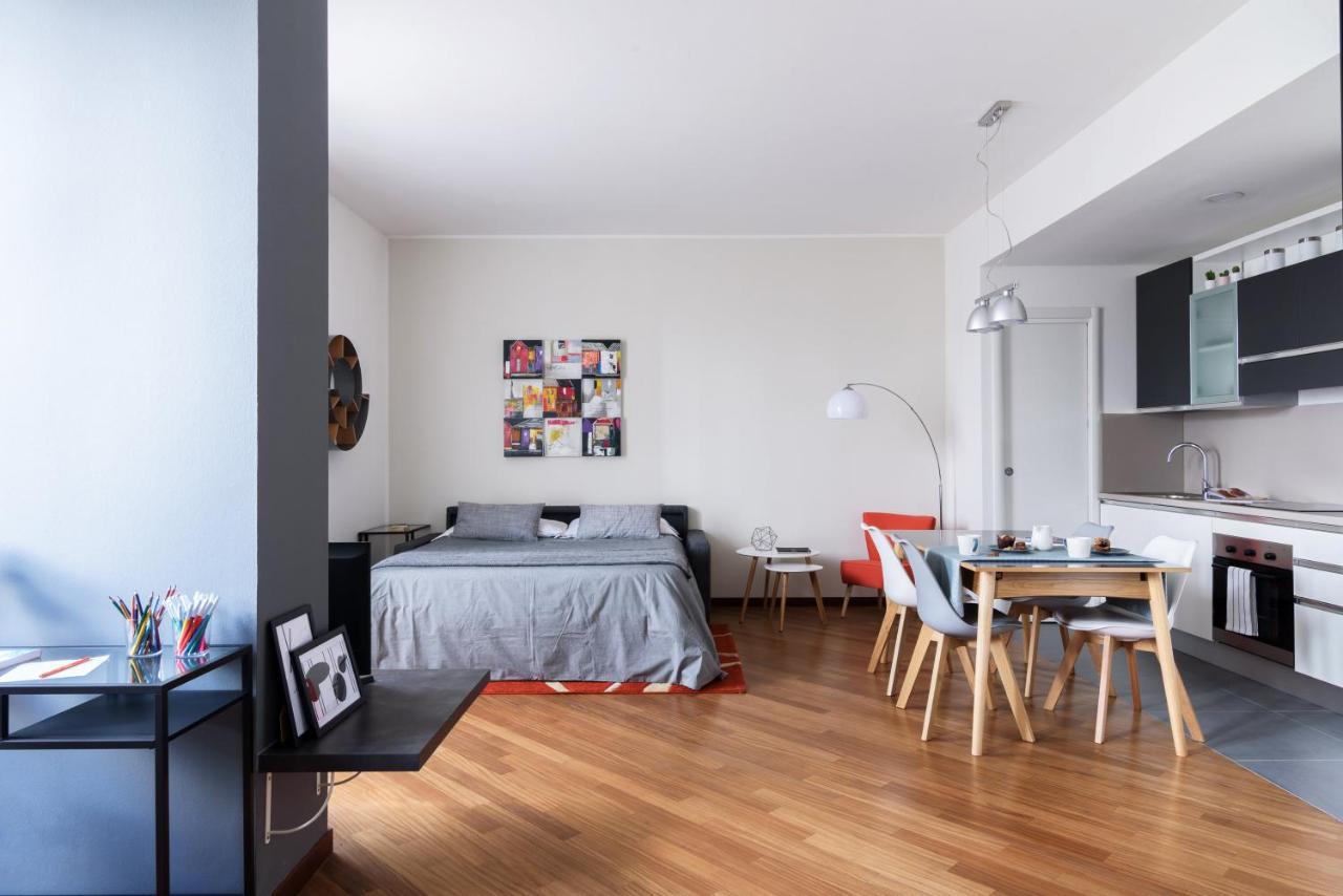 Altido Superb Flat With Office Near Dateo Station Apartment