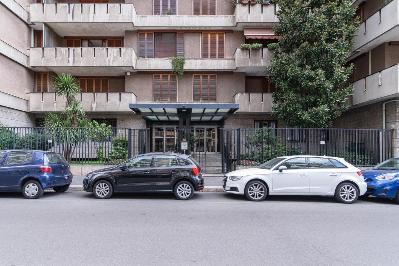 Altido Superb Flat With Office Near Dateo Station Milan