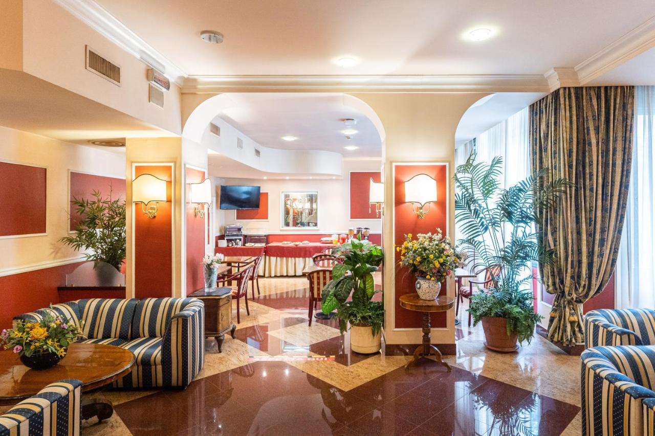 Hotel Garda Milão