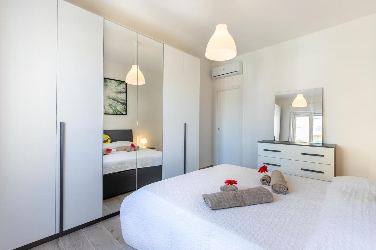 Alessia's Flat- M3 Corvetto Milan