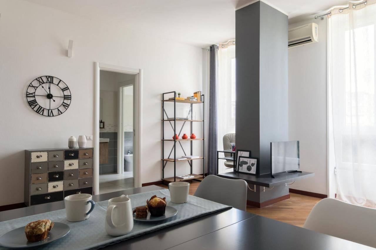 Altido Superb Flat With Office Near Dateo Station Apartment Milan