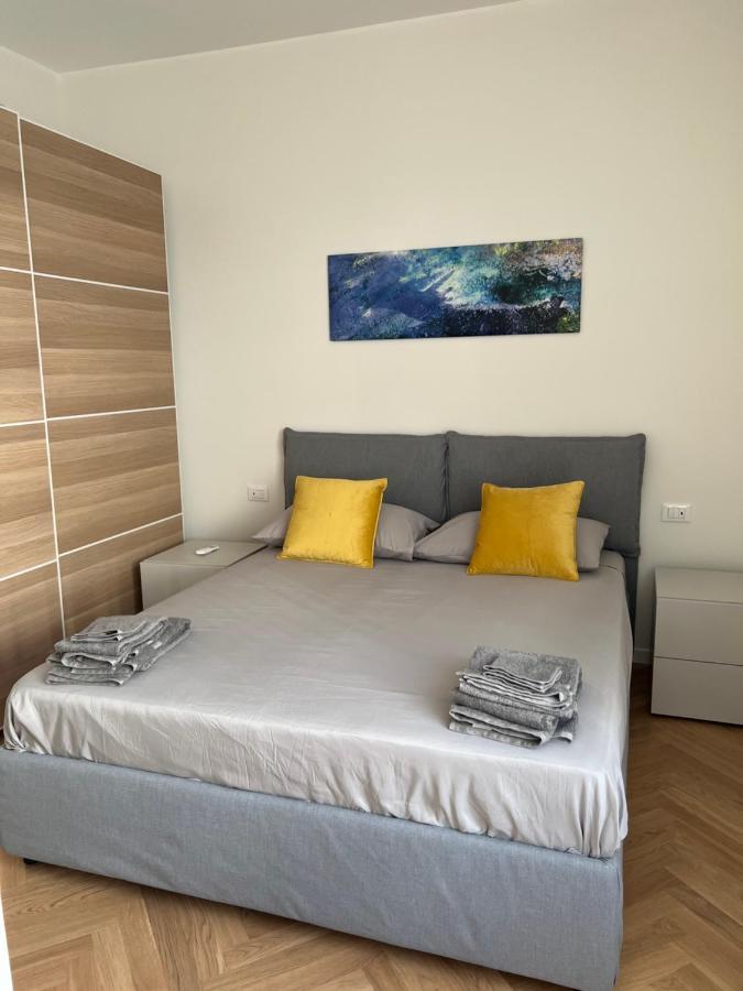 Milano: Incantevole In Pieno Centro - Fancy Yellow Appartamento