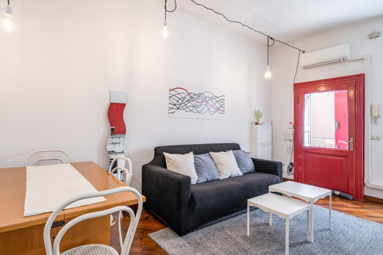 Easylife - Colorful In Porta Venezia District