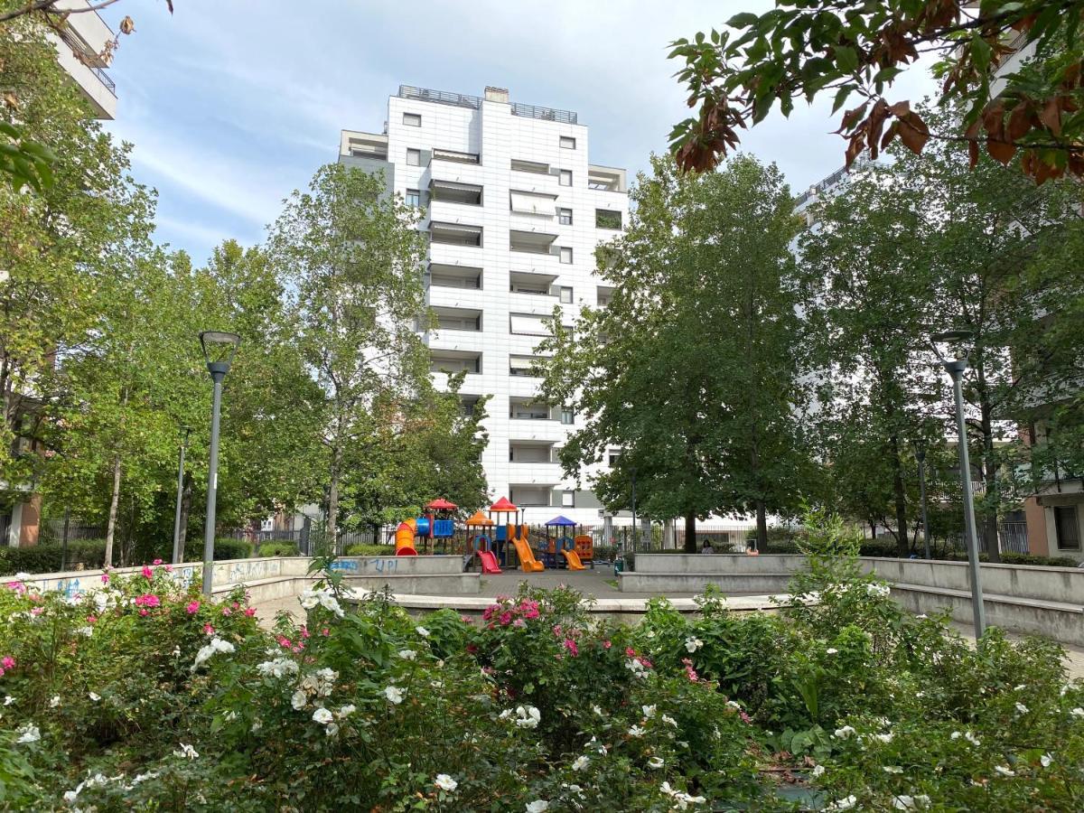 Sulla Metro 3 Gialla Maciachini Apartment Milan