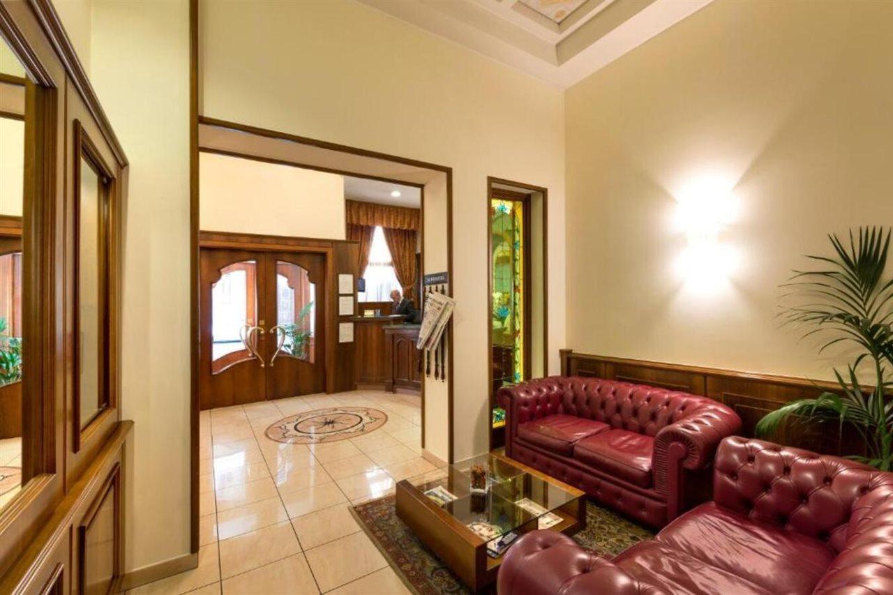 Lancaster 3* Milan