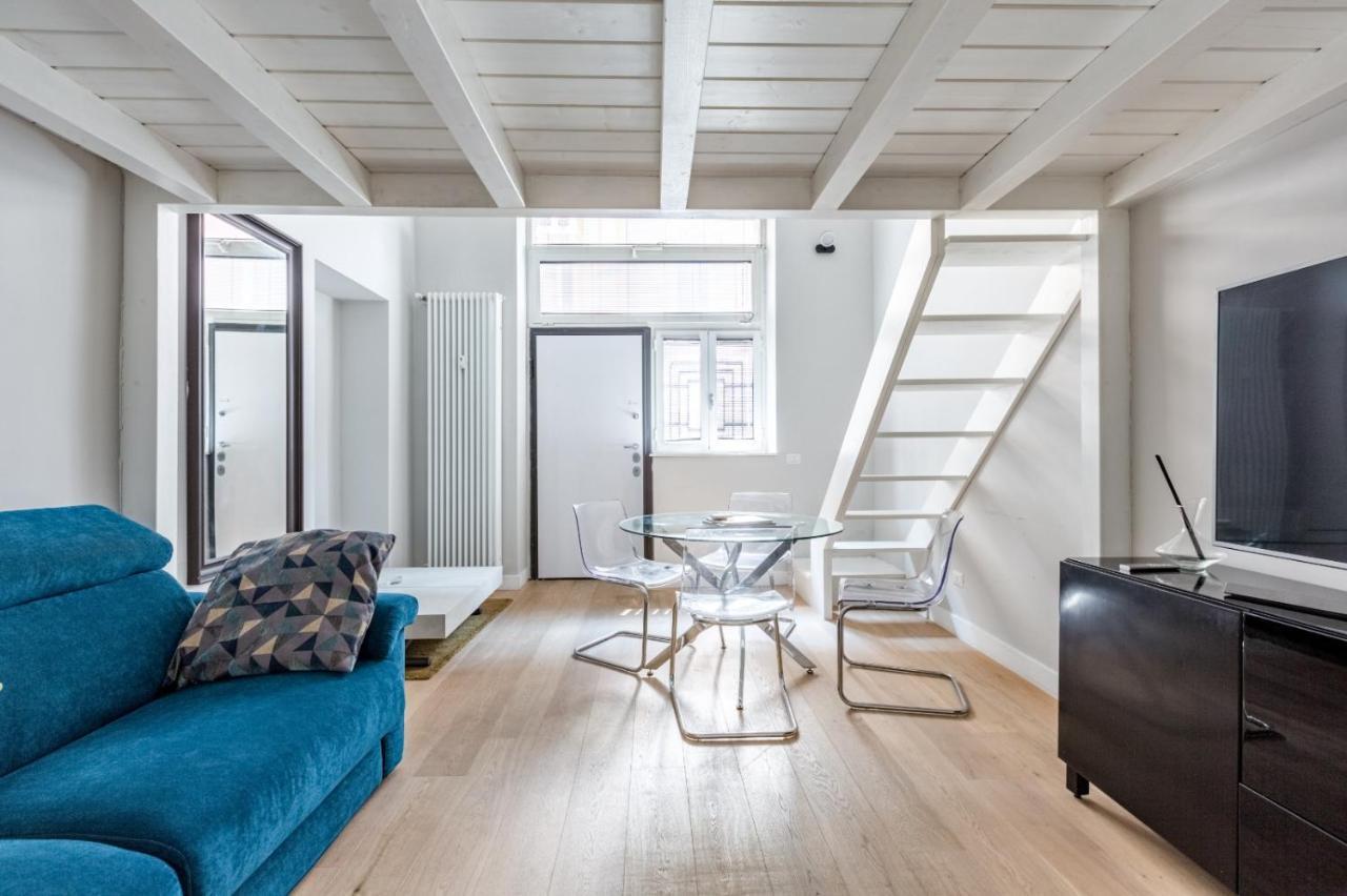 Modern Apt 300mt From Central Station!