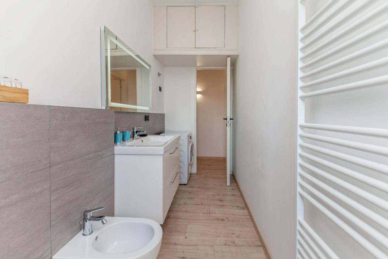 Apartment Bicocca Modern Flat Milan