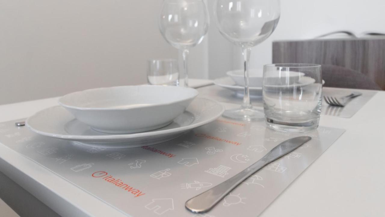 Italianway - Caterina Da Forli 6 Apartment Milan